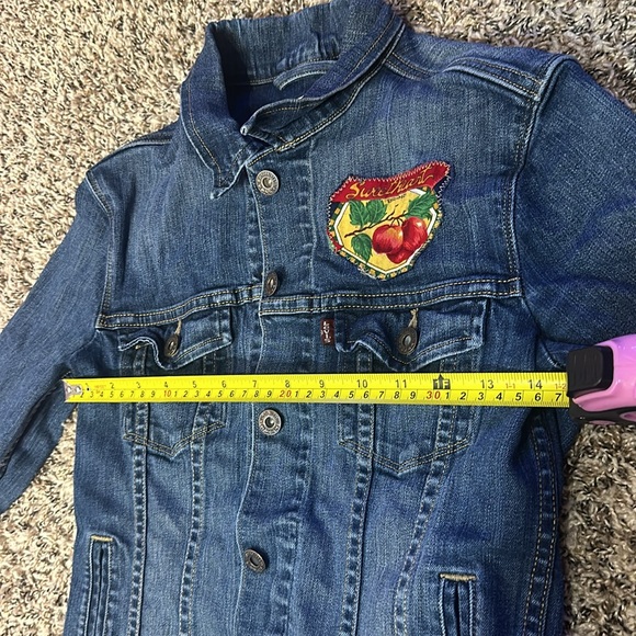 Levi Strauss & CO. Jean jacket with patches - Picture 11 of 11